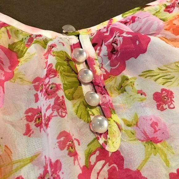 Pink Floral Blouse Women’s Small - Picture 4 of 4